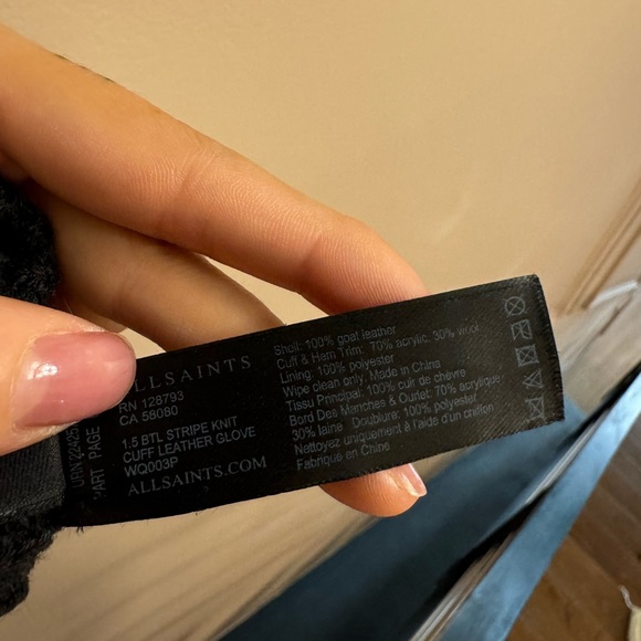 [SOLD] 100% Goat Leather All Saints Gloves - Picture 4 of 5